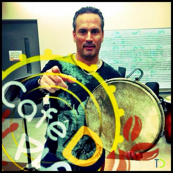 cafedplena's tweet photo. Geraldo "Jerry"  Martinez #CafeDPlena #Plenero @JmTrigen http://t.co/KlXmFlfonZ