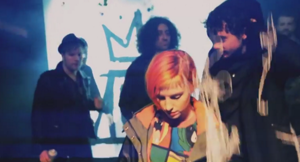 AlterThePress's tweet image. Don't forget, we're giving away tickets to @Paramore + @FallOutBoy's #MONUMENTOUR this week! ow.ly/ttIzs