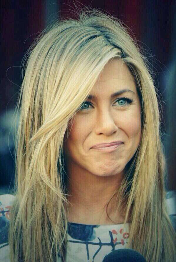 brownblndefacts's tweet photo. Can I look like this when I'm 45 please http://t.co/82wrcygv0X
