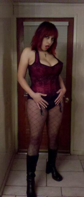 Love my new corset! http://t.co/r2gbHtxdZ9<a href="/tag/myxanniversary"class="tags"><span>#myxanniversary</span></a>