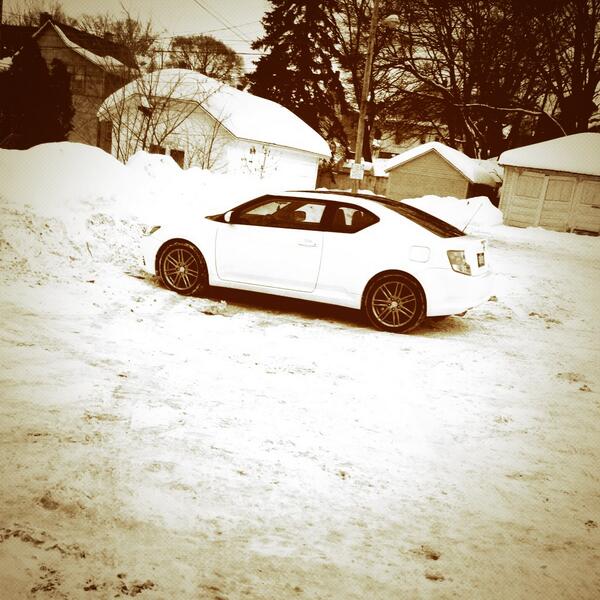 theheislaheis's tweet photo. #myboo is all clean http://t.co/AloGic5n1h