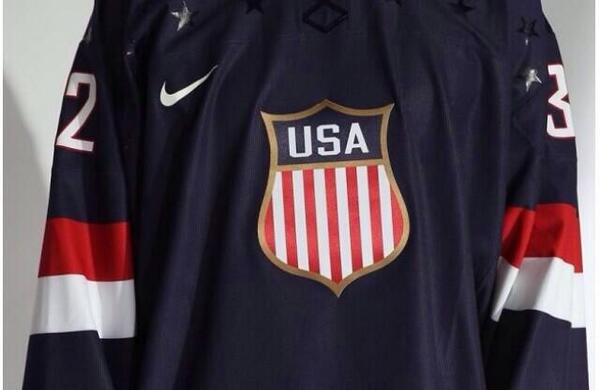 NicestUnis's tweet photo. Who is supporting the USA hockey team in Sochi?! http://t.co/RDUPE4fjJq