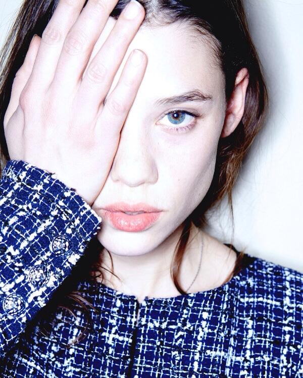 IOriginsMovie's tweet photo. EXCELLENT: Astrid Berges talks with @tmagazine about Sundance, I Origins &amp; more: http://t.co/9Tsnsxe7Vi http://t.co/56kezXmdnV