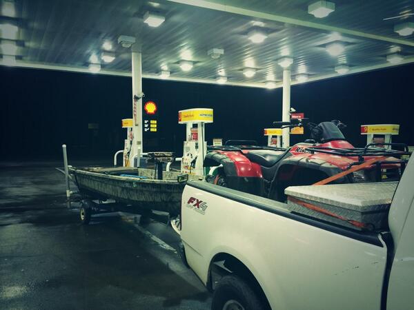DanielAssey's tweet photo. Prepared for whatever Mother Nature has to offer. #certifiedBA http://t.co/HnvOc12h7t