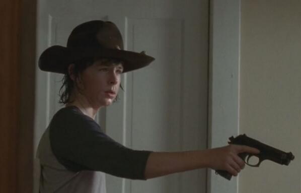 Beretta_USA's tweet image. #triggercontrol RT @chrisandrena: @Beretta_USA  Looks like Carl knows what he's doing with his 92FS #walkingdead