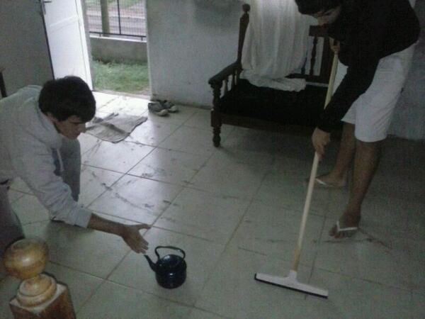 Entrenando con <a href="/faccupaez/">MENGUE ⑫</a> para los poroximos JJOO #Sochi2014 #Curling <a href="/curlingARG/">Curling en Argentina</a>