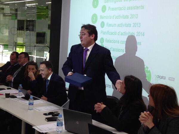 dmarcop's tweet image. @santisanchez reb el reconeixement dels membres del cluster digital @bdigital @ctecno Gran feina feta !!!