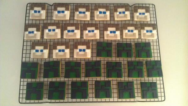 Minecraft Cookies <a href="/mycakedeco/">Cake Decorating</a> <a href="/BakeOffAU/">#BakeOffAU</a> <a href="/CakeBossBaking/">Cake Boss Baking</a> <a href="/PatisseriePoppy/">PatisseriePoppy</a> #minecraft #creeper #steve