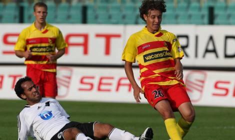 Szrot_Import's tweet photo. Everton (Brazylia) - 2007-2008 Jagiellonia Białystok (15 meczów, 2 gole) http://t.co/IH7h0o7Slh