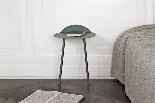 designboom's tweet photo. kenyon yeh develops 2-legged yeh wall table x menu @Kenyonyeh #furnituredesign #mo14 #2014sff http://t.co/Rn4VDaU0id http://t.co/JBrEtJ9vhn