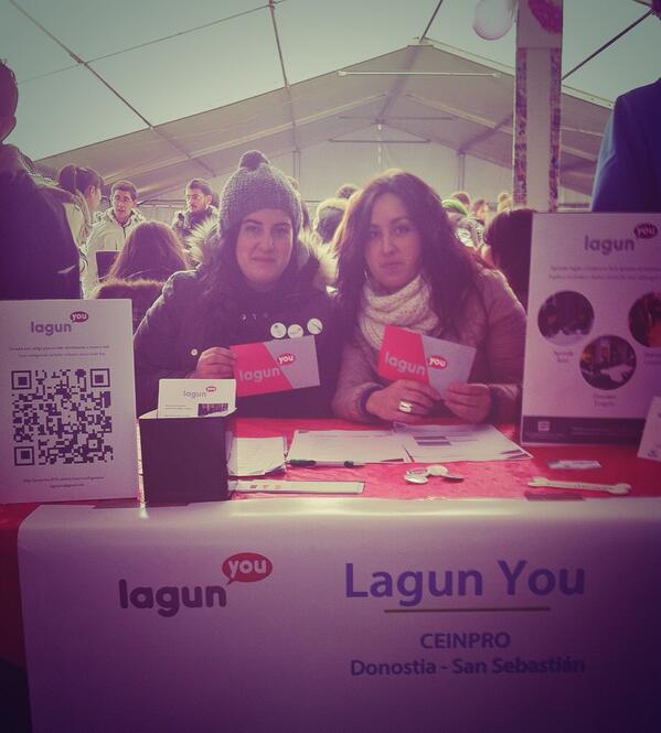 EusQR's tweet photo. Nuestros amigos de @lagunyou en la #feriaikasenpresa http://t.co/Foy4FtfSWc