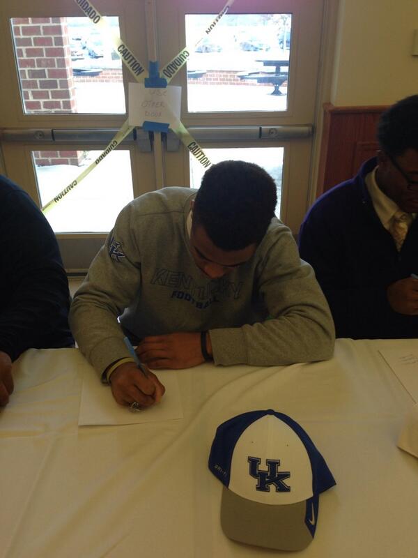 <a href="/ODAABowl/">Offense-Defense Bowl</a> All American @K_Walk5 to <a href="/UKFootball/">Kentucky Football</a>