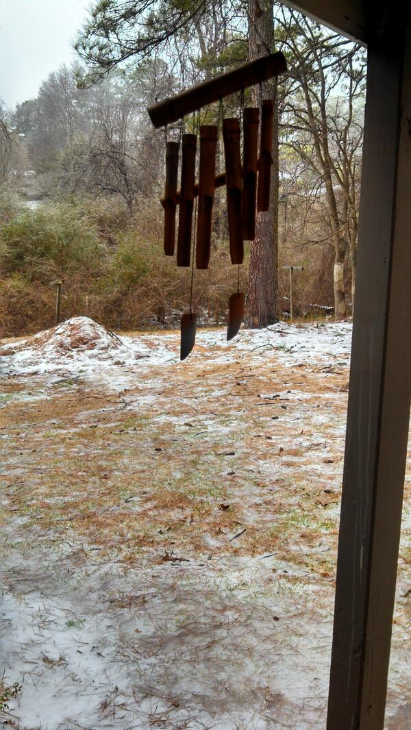 DNWriting's tweet image. Outside cold. A quiet hiss of sleet covering everything. Trees creak &amp;amp; groan under icy weight. Atlanta storm-Round 2.