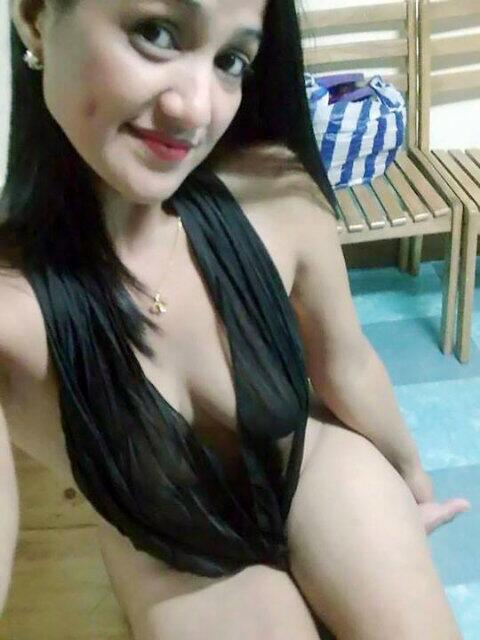TanteMuna's tweet photo. Hay gatel nih memek tante http://t.co/ZJGHiVcFov