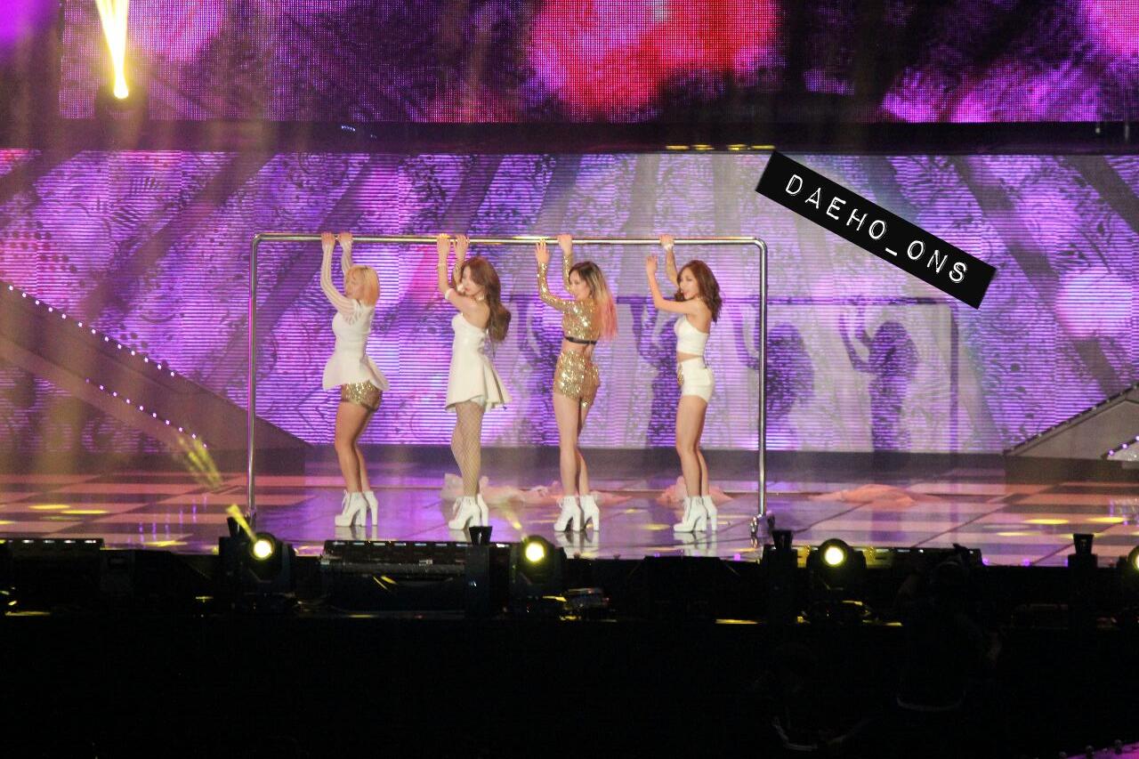 BgSMS8WCYAA0CpP.jpg:large