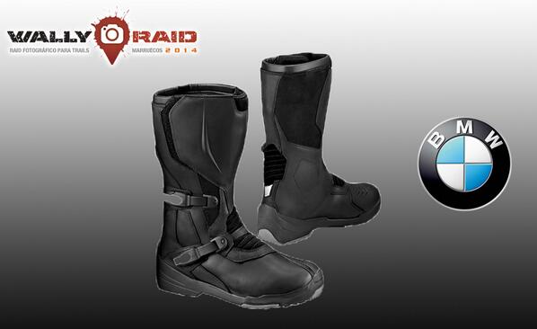 WallyRaid's tweet image. Uno de los participantes del Wally Raid podrá llevarse este par de botas trail gentileza de BMW @bmwmotorradesp .