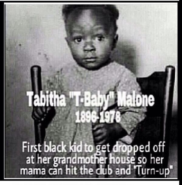IndigoPimp's tweet photo. These hoes and they kids... #RatchetRoots http://t.co/WE1wbxtB6b