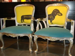 krisshook's tweet image. For all you Dauchshend lovers out there ~ Aren't these the most fabulously fun chairs ever? 
decorview.com/krissh
