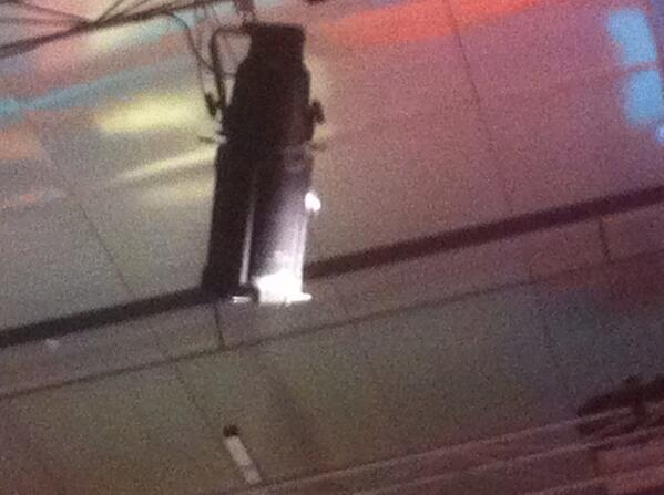 Ignacio_Molina5's tweet photo. Huye del foco apagado. #Imparables2014 http://t.co/ECZhsWYEp3