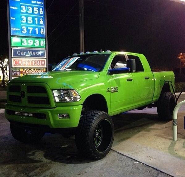 _LiftedTrucks_'s tweet photo. #Ram http://t.co/K9U6mnTXDg