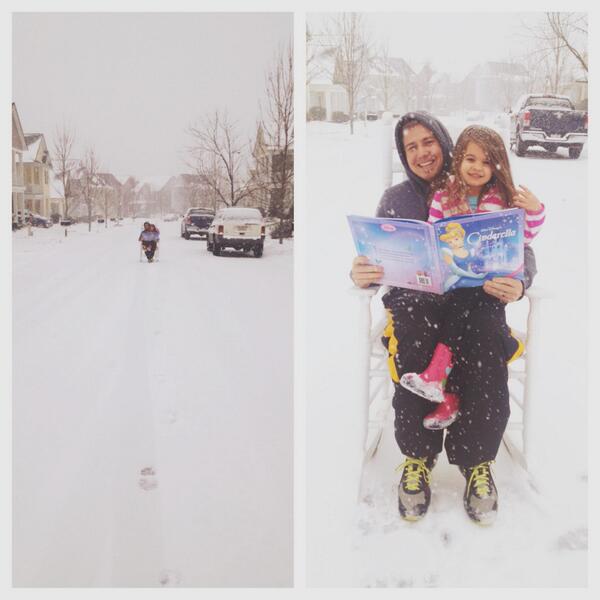 adamrhamilton's tweet image. Just finished up reading a bedtime story to my little. @mrsdigavero #hgcs2014 #readinginthesnow