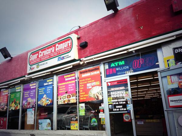DisFrutaLtd's tweet photo. Disfruten de las mejores pulpas de fruta Canoa::Súper Carniceria Compare::2796 S Federal Blvd
Denver, CO  80236-2612 http://t.co/6uhyYYGAMr