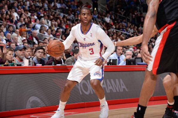 Chris Paul is wearing long sleeves 