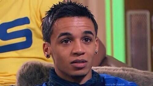 noticemeJLSx's tweet photo. HAPPY BIRTHDAY @AstonMerrygold, check how old this pic is😂 http://t.co/UeMZkkYWuY