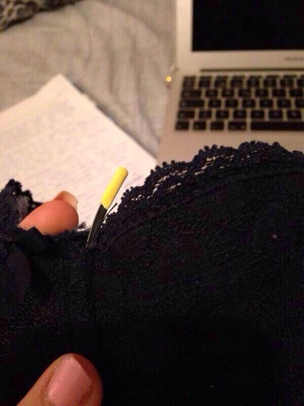 brownblndefacts's tweet image. This makes me so mad