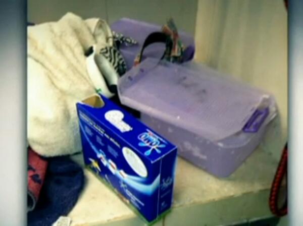 soychilecl's tweet photo. #CLINICAVETERINARIA  economizaba lavando a los perros con Omo http://t.co/nUzdVsRtzz http://t.co/4iJHpMiqSh