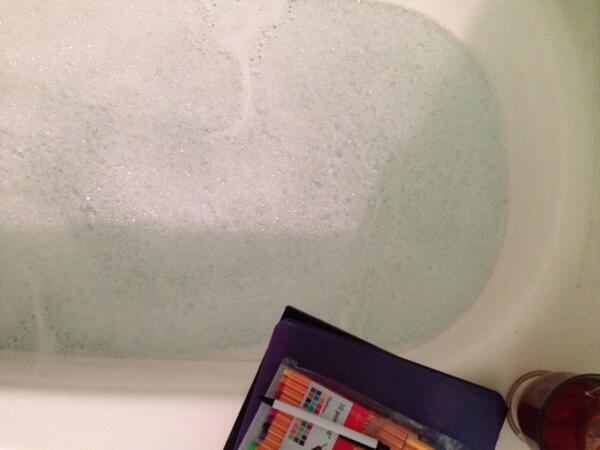 xpologizing's tweet image. i took a bath, looked through my thinspo and ideas journal, filled in my calorie planner, and drank tea w/ stevia.😊