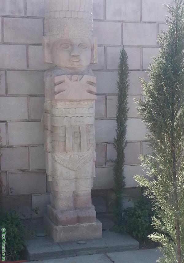 At night he's illuminated in Fidepaz in front of private home - kinda looks mean - thats how he looks at daytime :)