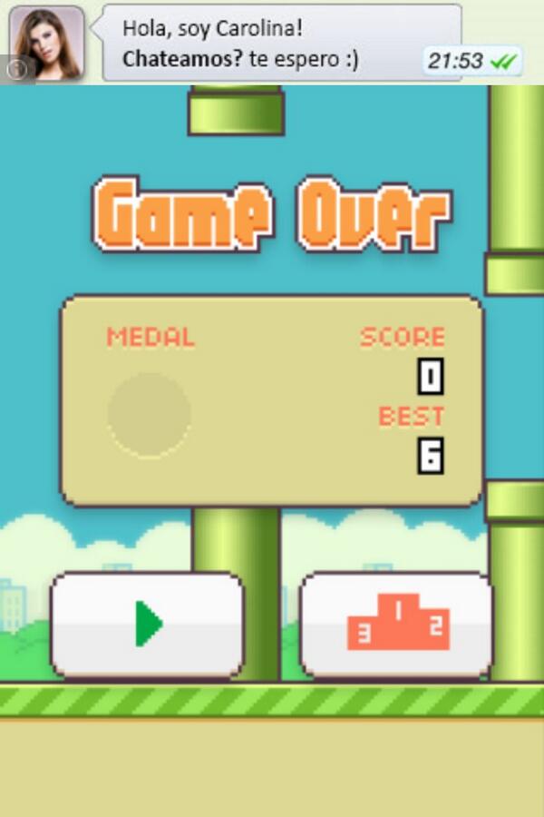 rockunido's tweet photo. Mientras tu me ignoras Carolina me pide chatear con ella #flappybird http://t.co/C1fyxglP3q