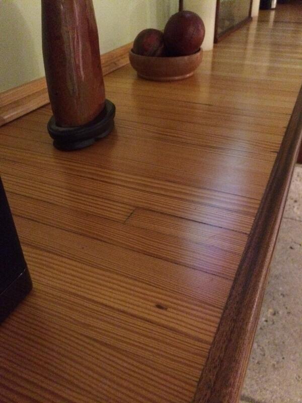 Artnanners's tweet image. Bowling alleys make great mantels @STRETCHartist #recycleddesign #designscience #salvageprojects