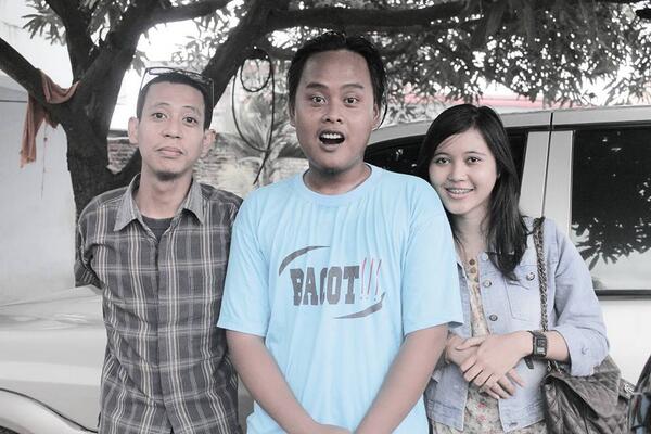 wearing <a href="/BACOT_13/">B A C O T ! ! ! Lab.</a> with <a href="/AlyaBestari/">Kuaci🌻</a> @boimalbukhori !