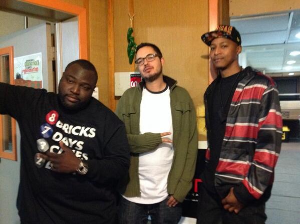 DamageControlFM's tweet photo. #DamageControl http://t.co/Wm3nzhNiLb