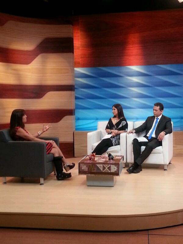 noticias_tvperu's tweet photo. MT @Madame36: Ministra Magali Silva en #TVPerú informe de logros de la VIII #CumbreAP http://t.co/FGuGXVYTaU http://t.co/Ale2RYcHFI