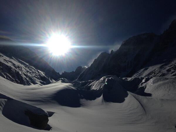 C'était hier. Premières traces au Col du Passon dans une neige de rêve ;)