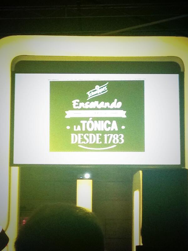 LolaMiddle's tweet photo. imparables 2014 enseñado a amar la tónica desde hace más de 200 años! 👊💪 http://t.co/CgPO2OREkr
