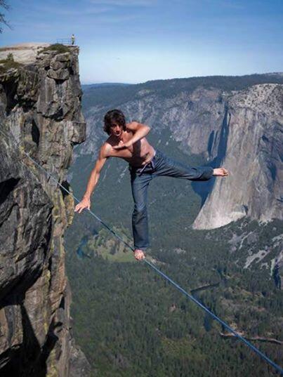 TalentsOnWeb's tweet image. Dean Potter's most recent solo walk at Taft Point in Yosemite by Photographer Jeff Cunningham