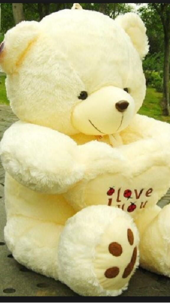 cottlez's tweet image. Perfect for a special 1 on love day haha