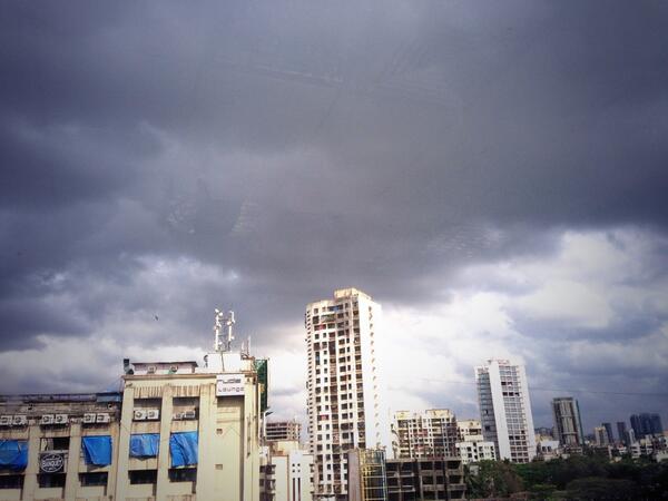 mackysilveira's tweet image. View from my work place.
Will #throwbackthursday be ruined by the gloomy climate?
#fingerscrossed #doNotRain