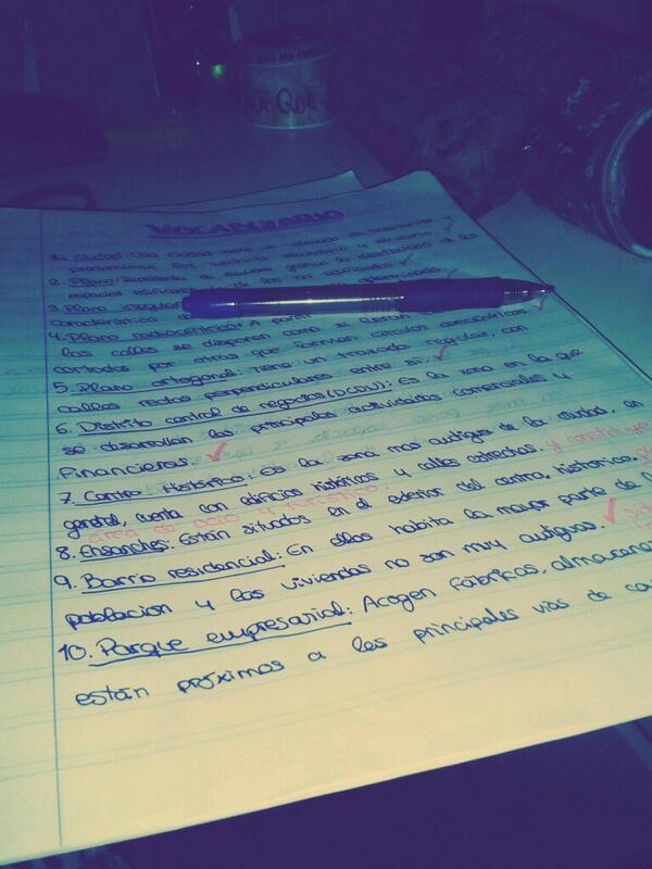 andreitakualitz's tweet image. #timestudy #sociaaaales.