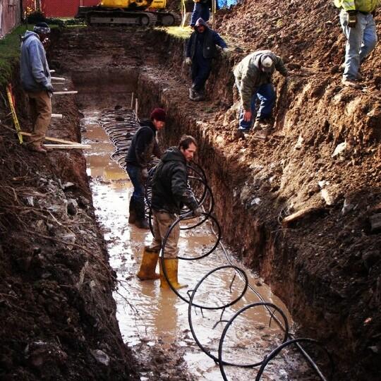PUSHGreenWNY's tweet image. #geothermal heating system install at our #netzero energy home in the #greendevelopmentzone. #throwbackthursday