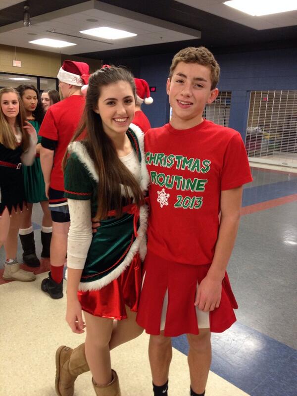 ssttepphhg's tweet image. #tbt #futurecouple #prom? #jacksonandgabby  @Gemgem_6 @jacksonzierath