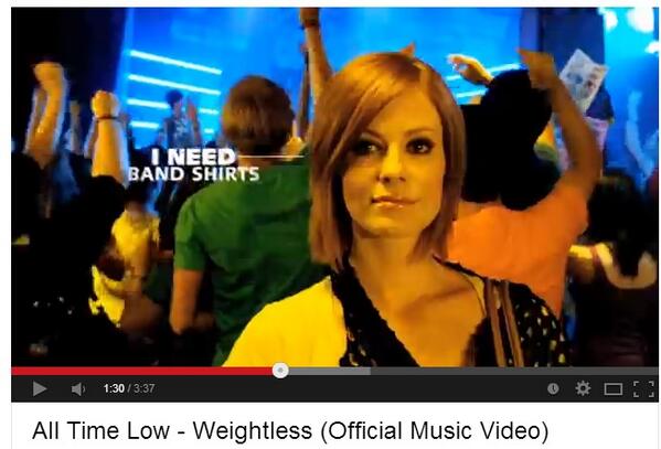 WeScreamAlex's tweet image. this part in the Weightless video is so accurate in fact