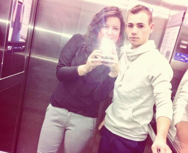 HeelennaV's tweet photo. Yo no me doy por vencida, yo quiero un mundo contigo! @rober328 http://t.co/rsiRIn62Ye
