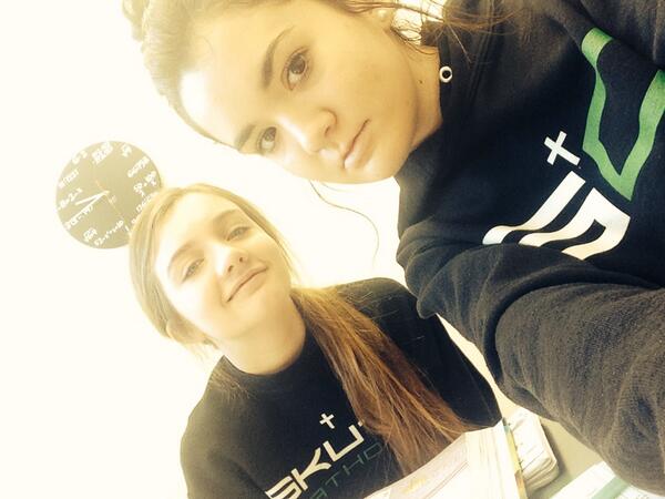 purpleoatmilk's tweet image. #studydate