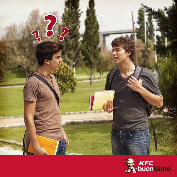 KFCGuatemala's tweet photo. Like por que tu mejor amigo te pregunta ¿Qué puedo regalarle a mi novia? http://t.co/Q9bxH8drjc