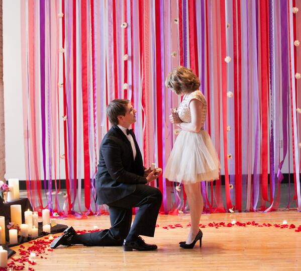 DestinationFete's tweet image. @HetlerPhoto @RedHeelsEvents @CheekyStrut @PoshPetals @Inspirationv gorgeous valentine's surprise proposal #ontheblog